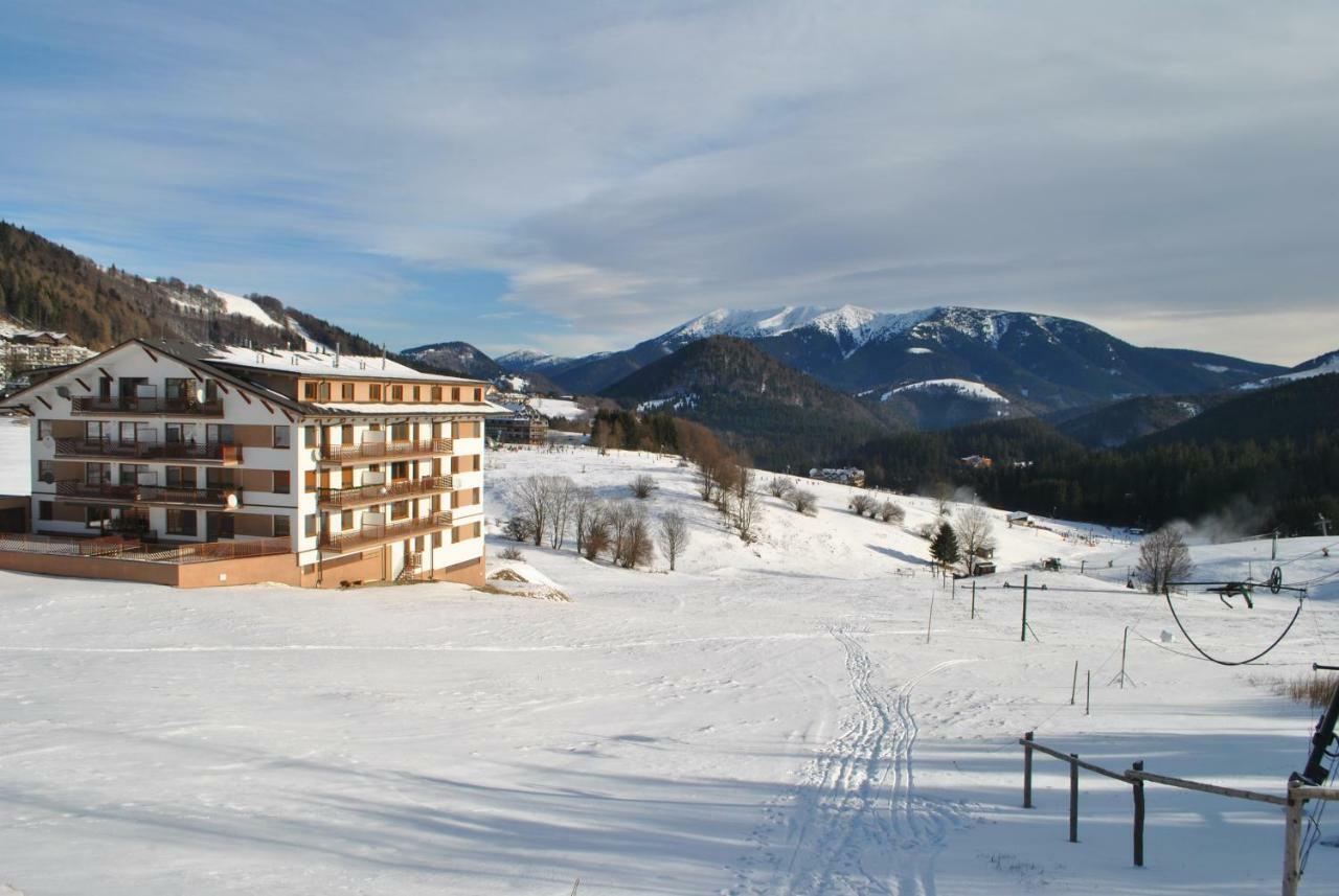 Luxury Apartments Panorama ドノヴァリ エクステリア 写真